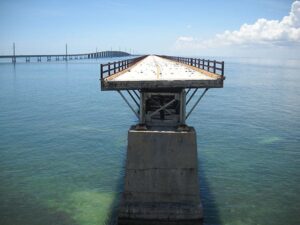 Florida Keys: Old Seven Mile Bridge gap Florida Keys: Old Seven Mile Bridge gap
