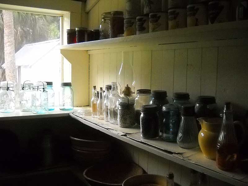 Marjorie Kinnan Rawlings Historic State Park: The kitchen at Cross Creek