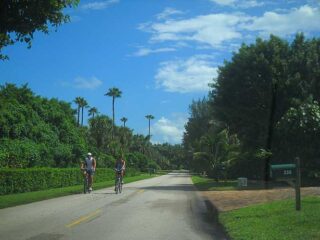 Biking Jupiter Island: Two lane road makes a good bike route.