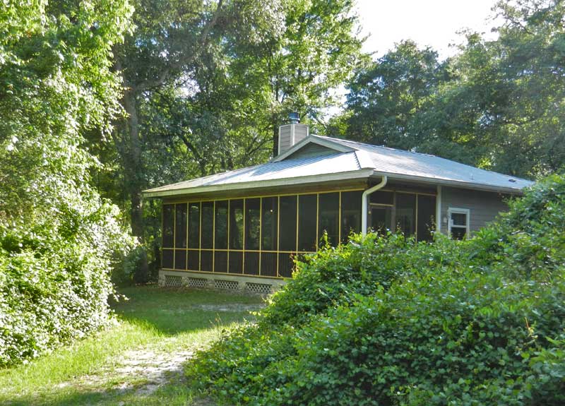 The cabins at Stephen Foster State Park are oustanding -- roomy, surrounded by forest, steps from the Suwanee River.