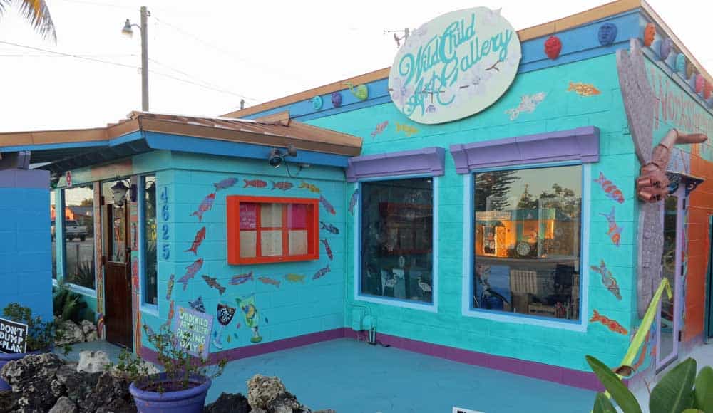 Wild Child Gallery : One of the art galleries that gives Matlacha color.