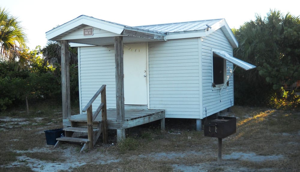 Florida cabins: Rustic cabin right on the beach at Cayo Costa State Park. (Photo: Bonnie Gross)