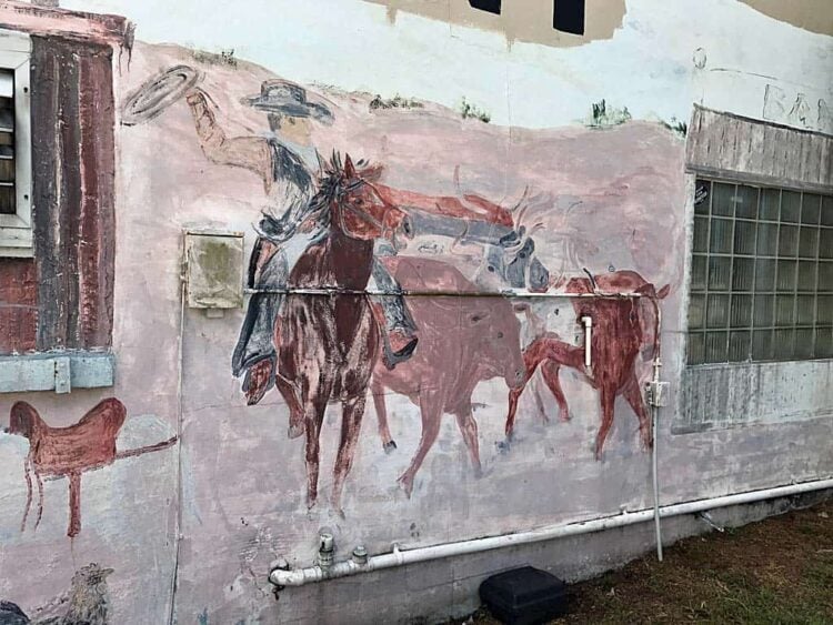 Iconic Yeehaw Junction landmark demolished 6 mural desert inn yeehaw junction