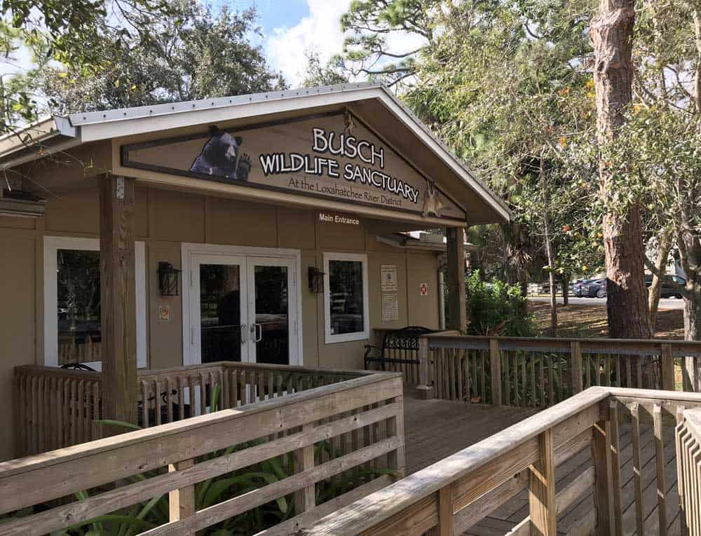 Entrance to Busch Wildlife Sanctuary, Jupiter, Florida. (Photo: Bonnie Gross) 