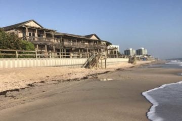 The Driftwood Inn overlooking the Atlantic in Vero Beach. (Photo: Bonnie Gross)