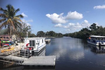 Houseboat at the dock in Flamingo in Everglades National Park (Photo: Bonnie Gross)