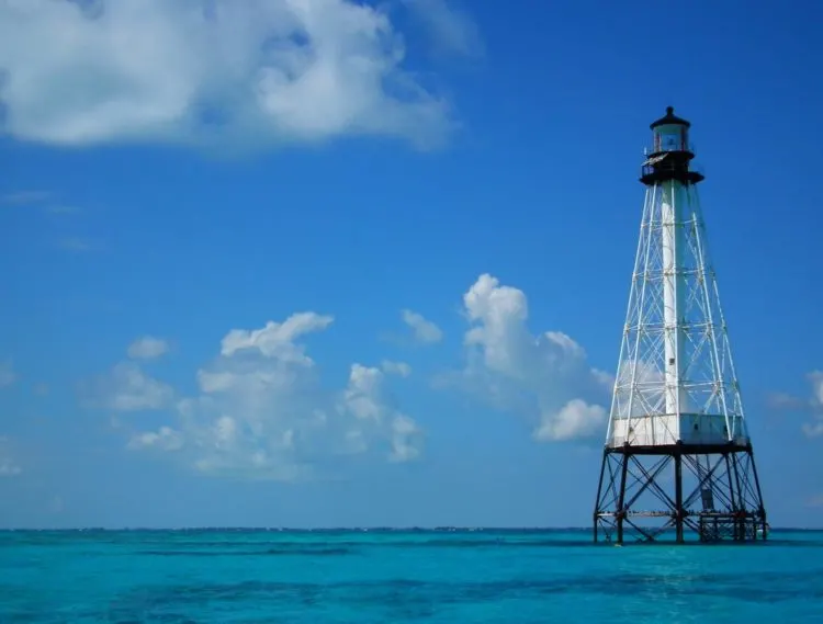This Florida lighthouse, Alligator Reef off Islamorada in the Florida Keys, recently was given to a nonprofit group that will refurbish it. (Photo: Can Stock/ TamsFocus)