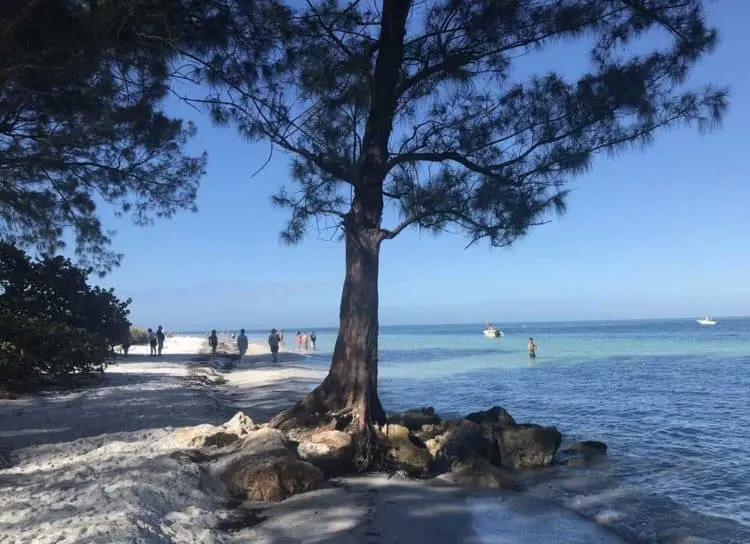 Anna Maria Island: Things to do include walking around Bean Point, where the beach narrows and the view is spectacular.