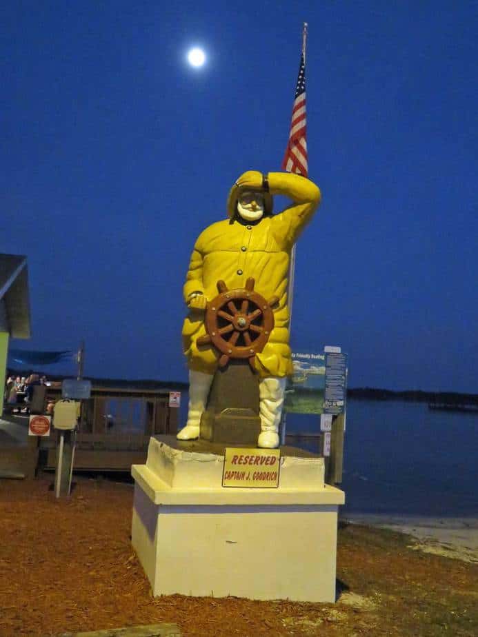 A statue outside Goodrich Seafood in Oak Hill, Florida,  honors Captain Goodrich. (Photo: David Blasco)