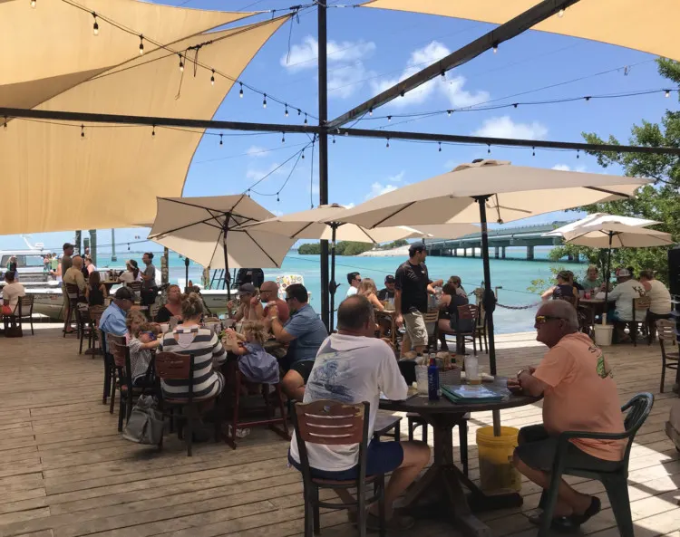 The Hungry Tarpon is a popular waterfront restaurant located in Robbie's Marina in Islamorada. (Photo: Bonnie Gross)