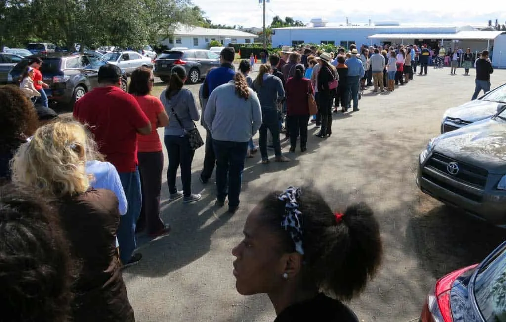 Knaus Berry Farm in Homestead: The wait was one hour and 15 minutes for this Saturday afternoon line.