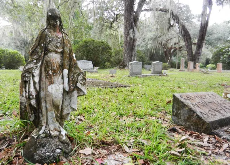The Micanopy FL cemetery: beautiful and historic.