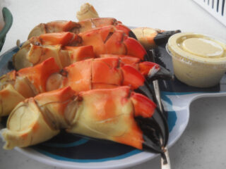 Florida stone crabs at Triad Seafood. (Photo: Bonnie Gross)