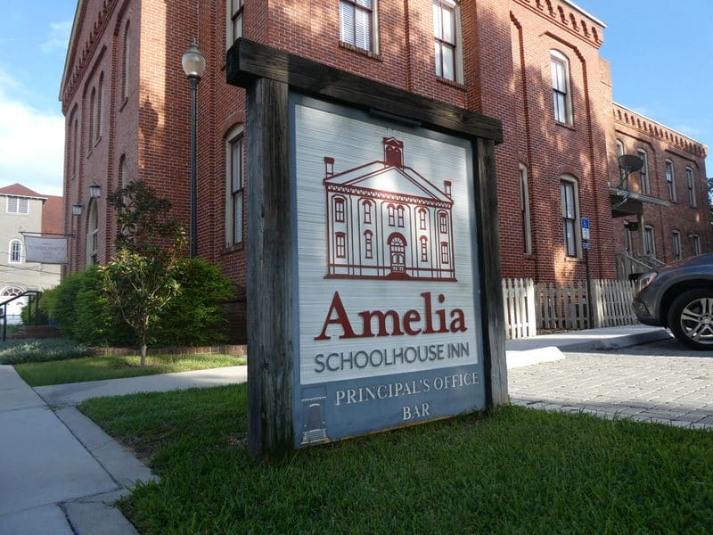 11 outstanding outdoor things to do in Amelia Island 13 The historic schoolhouse near downtown Fernandina Beach is an appealing bourtique hotel with a popular "Principal's Office Bar."