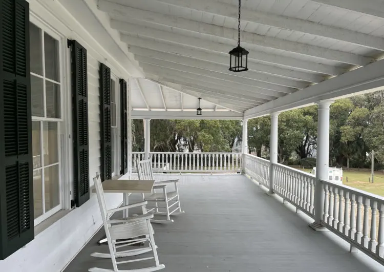Broad covered porches are integral to Chinsegut Hill. (Photo: Bonnie Gross)