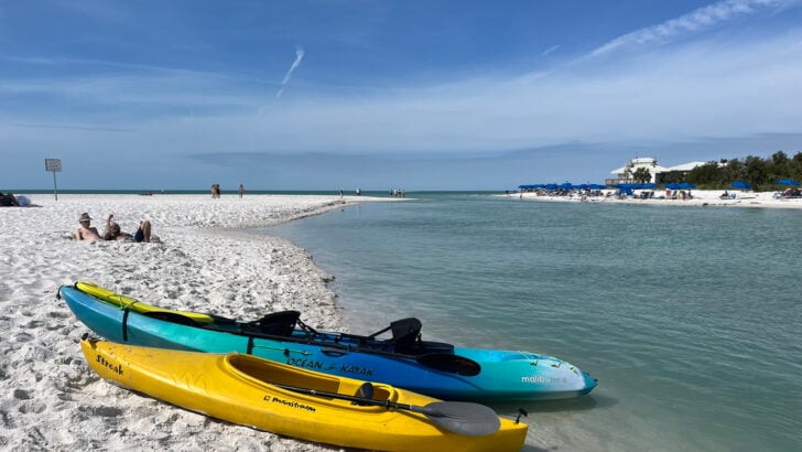 Clam Pass Park in Naples: Beautiful beach plus scenic kayak trail. (Photo: Bonnie Gross)