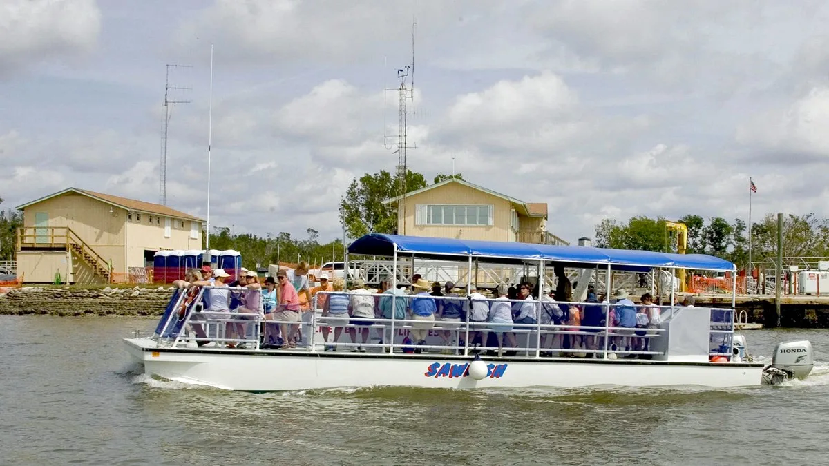 Ten Thousand Islands everglades tour boat 5 ways to explore Florida's Ten Thousand Islands