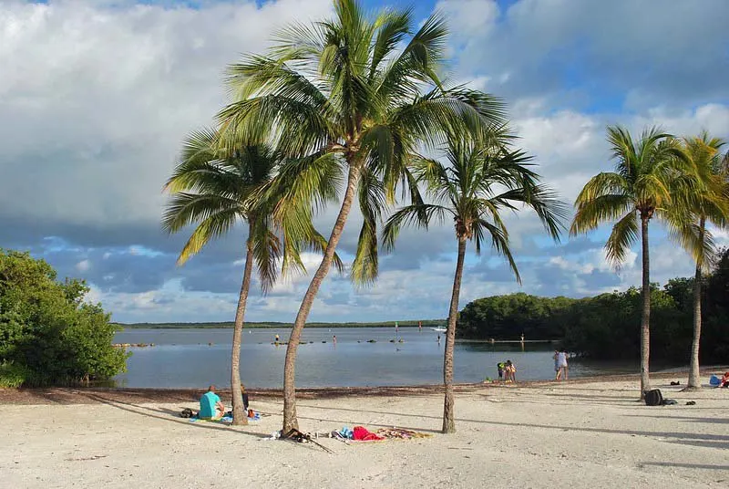 One of the best beaches on the Florida Keys: Far Beach at Pennekamp State Park. (Photo by Jo(e) via flickr. Some rights reserved.)