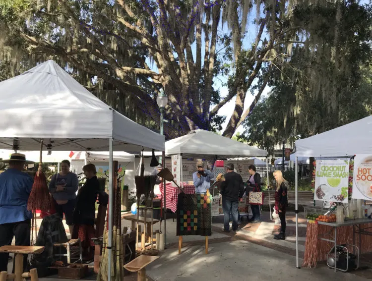 mount dora farmers market mount dora Mount Dora: 12 things I love about this delightful town