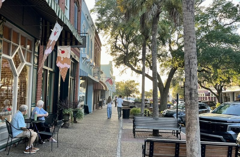 11 outstanding outdoor things to do in Amelia Island 2 things to do in amelia island fernandina downtown street 11 outstanding outdoor things to do in Amelia Island