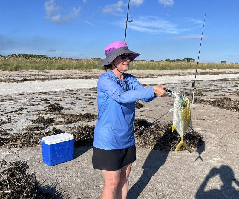 A1A Ocean Islands Trail takes you on a scenic byway along North Florida coast 14 Surf fishing is popular along the beaches of Fort Clinch State Park. During the fall mullet migration, we saw fishermen reeling 'em in. (Photo: Bonnie Gross)