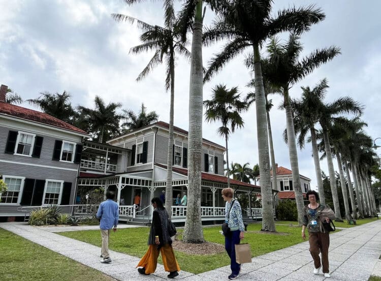 Fort Myers is worth a visit for fun downtown, natural beauty and history 2 Thomas Edison's winter home is a relatively modest estate. Next door (on the right) is Henry Ford's winter home. Whereas Edison's family spent the winter in Fort Myers, Ford generally stayed for a couple of weeks. (Photo: Bonnie Gross)