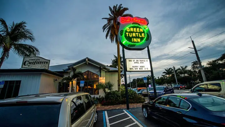 Florida Keys restaurants: green turtle inn florida keys road food