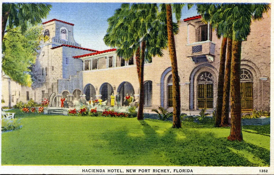 Historic postcard of Hacienda Hotel, New Port Richey.