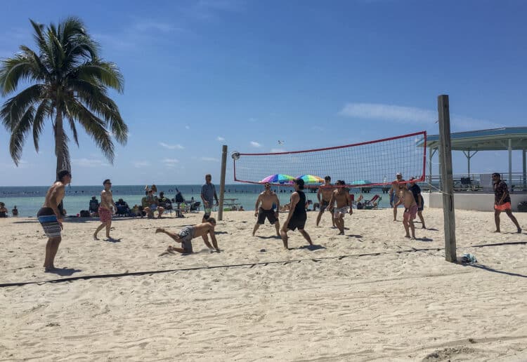 Best beaches in the Florida Keys and Key West 18 best beaches in florida keys higgs beach monroe county Best beaches in the Florida Keys and Key West