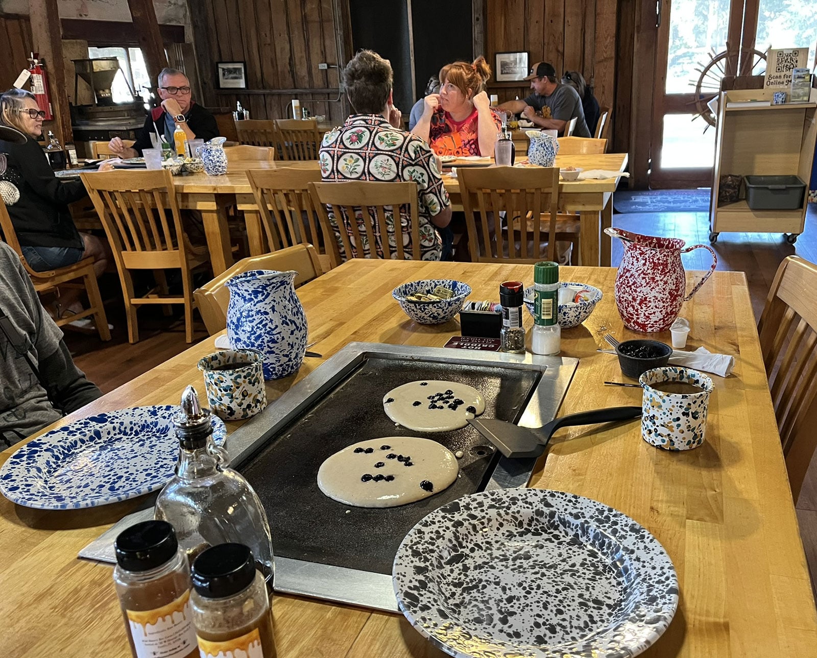 De Leon Springs: 'Pancake park' is so much more 2 Pancakes on the griddle at the Old Sugar Mill in Ponce De Leon Springs State Park. (Photo: Bonnie Gross)