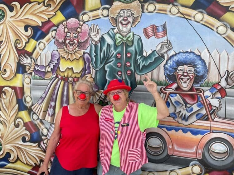 Miami to Orlando road trip: Quaint towns, trails and hills along US 27 3 lake placid sebring clown school silly dilly