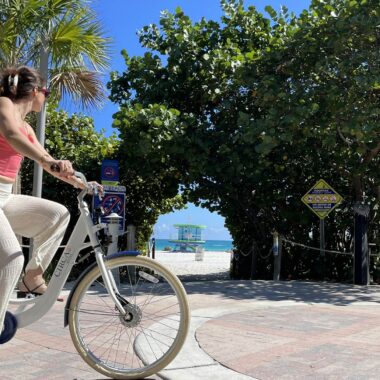 Bicyclist on Miami Beachwalk