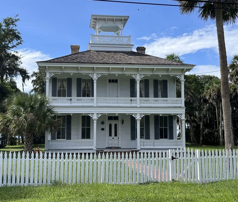 A1A Ocean Islands Trail takes you on a scenic byway along North Florida coast 4 The 1878 house along the scenic byway was the home Florida Gov. Napolean Bonaparte Broward, after whom the coun ty is named. It is not open to the public and there is no sign. (Photo: Bonnie Gross)