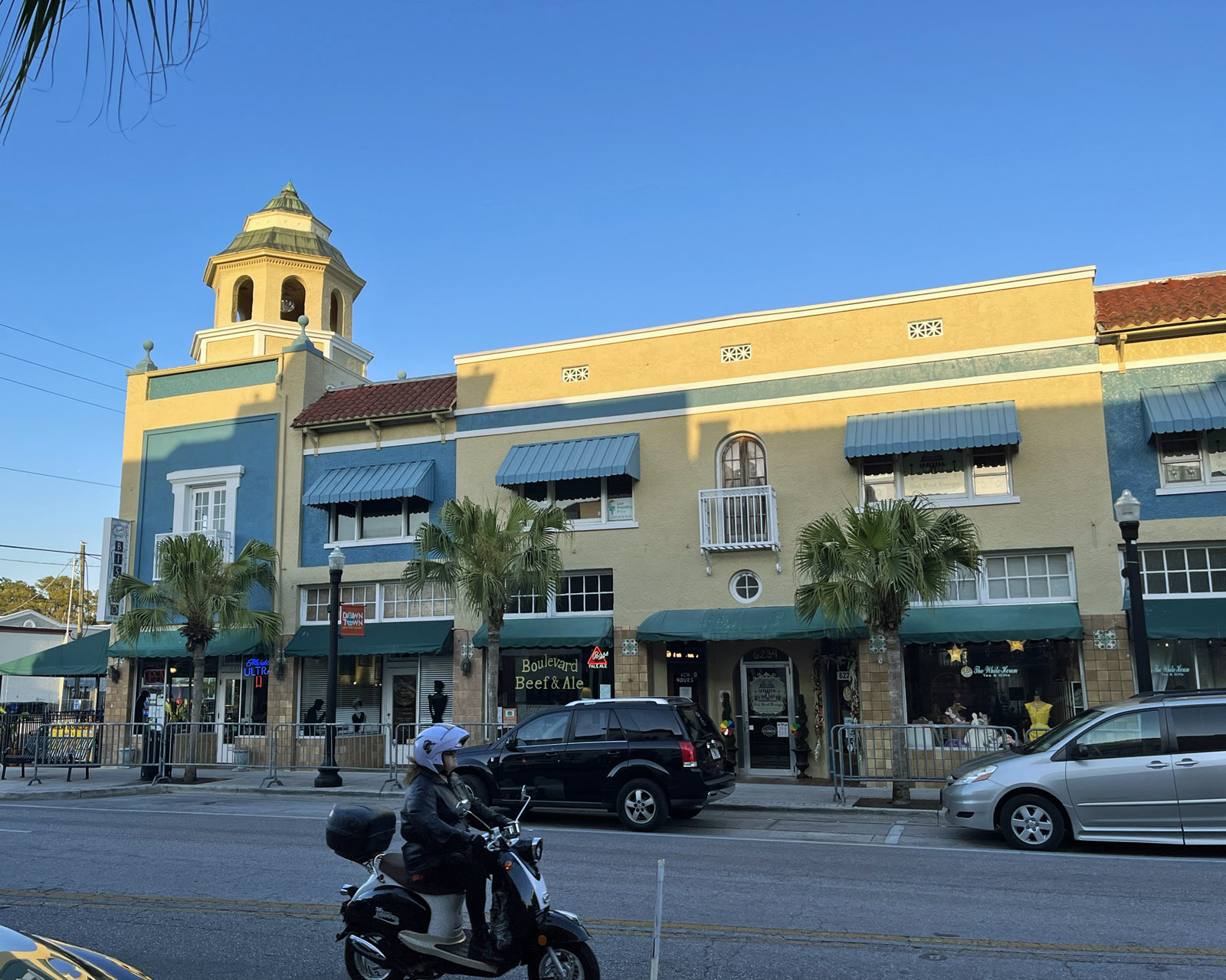Downtown New Port Richey has preserved some historic buildings. (Photo: Bonnie Gross)