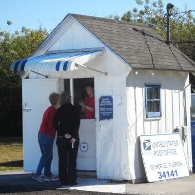 Tiny Ochopee Post Office in the Florida Everglades. (Photo: David Blasco)