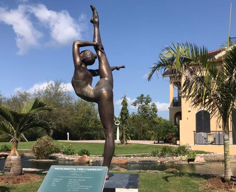 Peace River Botanical Gardens: A delight in Punta Gorda 5 “Monumental Fire and Harmony” by Carole Feueurman at Peace River Botanical Gardens. (Photo: Bonnie Gross)