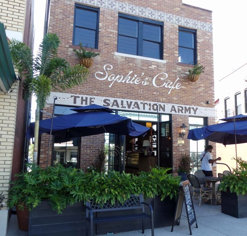 Sebring showcases downtown HGTV makeover 5 sebring sebring sophiescafe Sebring showcases downtown HGTV makeover