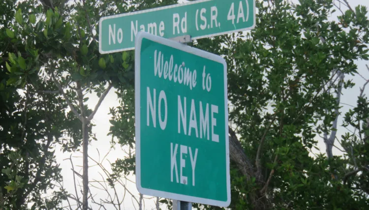 Welcome to No Name Key sign