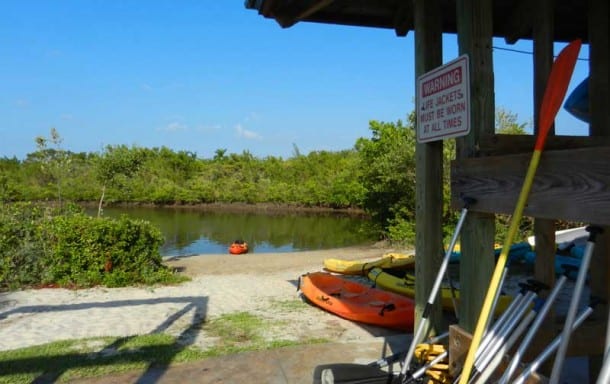 Kayak and canoe rentals at West Lake in Hollywood