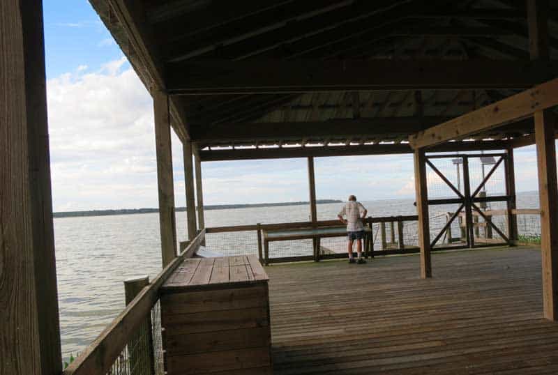 A pavilion overlooking Lake Apopka in the Oakland Nature Preserve along the West Orange Trail